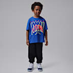 Playera Ball World para niños talla pequeña Jordan