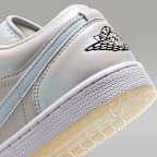 Tenis para mujer Air Jordan 1 Low SE "LNY"