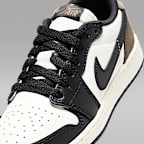 Air Jordan 1 Low OG 'Mocha' Older Kids' Shoes