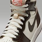 エア⁠ジョーダン 1 レトロ HIGH OG "Baroque Brown and Sail" ウィメンズシューズ