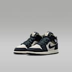 Jordan 1 Mid SE Younger Kids' Shoes