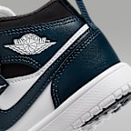 Jordan 1 Mid Younger Kids' Shoes