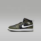 Black/Medium Olive/White