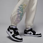 Pants de tejido Fleece plisados para niños talla grande Jordan Jumpman Club