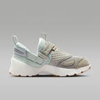 Jordan Trunner LX Women's Shoes
