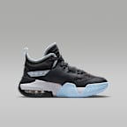 รองเท้าเด็กโต Jordan Stay Loyal 2