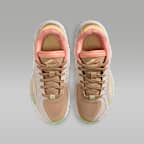 ルカ 4 "Light Orewood and Tangerine" ジュニア バスケットボールシューズ