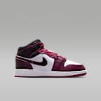 AIR JORDAN 1 MID SE (GS)