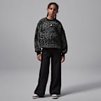 Jordan Perform Sport Older Kids' Dri-FIT Printed Crew