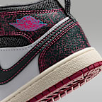 Jordan 1 Mid SE Younger Kids' Shoes