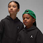 Conjunto de 2 piezas con sudadera con gorro sin cierre para niños talla pequeña Jordan Brooklyn Fleece