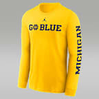 Playera de manga larga universitaria Jordan para hombre Michigan Wolverines Basketball Icon - Azul marino universitario