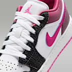 Air Jordan 1 Low SE Older Kids' Shoes