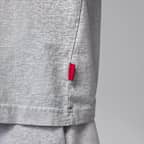 Jordan Flight Essentials Men's Oversized Patch T-Shirt