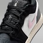 Air Jordan 1 Low SE Older Kids' Shoes