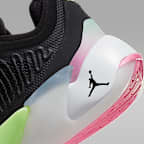 รองเท้าบาสเก็ตบอลเด็กโต Luka 1