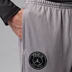 Paris Saint-Germain Strike Night Edition Jordan Dri-FIT Fußballhose aus Strickmaterial (Herren)