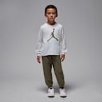 Playera de manga larga Jumpman Drip para niños talla pequeña Jordan