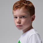 Playera estilo globo para niños talla pequeña Jordan Super Splash