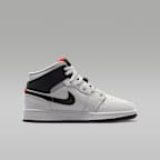 Tenis para niños grandes Air Jordan 1 Mid