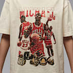 Jordan Women's Oversized Short-Sleeve Graphic T-Shirt