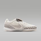 Jordan Tiempo Streetgato SE Indoor/Court Low-Top Football Boots