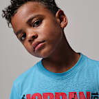 Playera Brooklyn Auto '84 para niños talla pequeña Jordan