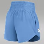 Shorts universitarios marca Jordan Dri-FIT para mujer North Carolina Primary Logo One