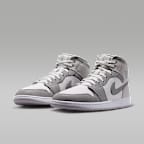 Air Jordan 1 Mid SE Men's Shoes