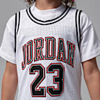 Playera para niños talla pequeña Jordan 23 Jersey