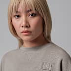 Jordan Flight Fleece Women's Mod-Crop Crew-Neck Sweatshirt