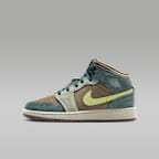Air Jordan 1 Mid SE Big Kids' Shoes