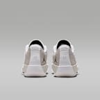 ルカ .77 ジュニア バスケットボールシューズ