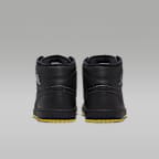 Tenis para hombre Air Jordan 1 Mid SE