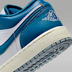 Air Jordan 1 Low SE Older Kids' Shoes