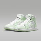 Air Jordan 1 Mid Women's Shoes