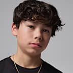 Playera con tipografía para niños talla grande Jordan Flight Essentials