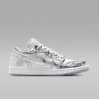 รองเท้าผู้หญิง Air Jordan 1 Low SE