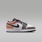 Air Jordan 1 Low SE Older Kids' Shoes