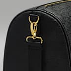 ジョーダン モノグラム ダッフルバッグ (25L)