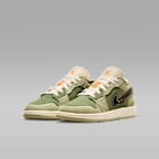 Air Jordan 1 Low SE Craft Older Kids' Shoes