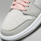 รองเท้าผู้หญิง Air Jordan 1 Low SE