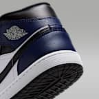 エア ジョーダン 1 MID メンズシューズ