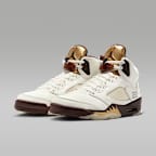 Tenis para mujer Air Jordan 5 Retro "Golden Ticket"