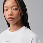 Playera Jordan Flight con gráfico Girlfriend para mujer