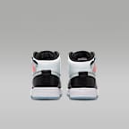 Tenis para niños grandes Air Jordan 1 Mid Sneaker School