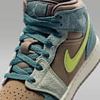 Air Jordan 1 Mid SE Big Kids' Shoes