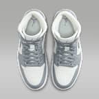 Air Jordan 1 Mid Women's Shoes