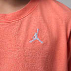Playera Air bordada con lavado ácido para niños talla pequeña Jordan