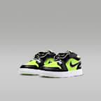 Jordan 1 Low Alt SE Younger Kids' Shoes